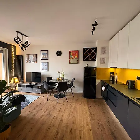 Skyline Dębiec 13 Apartament